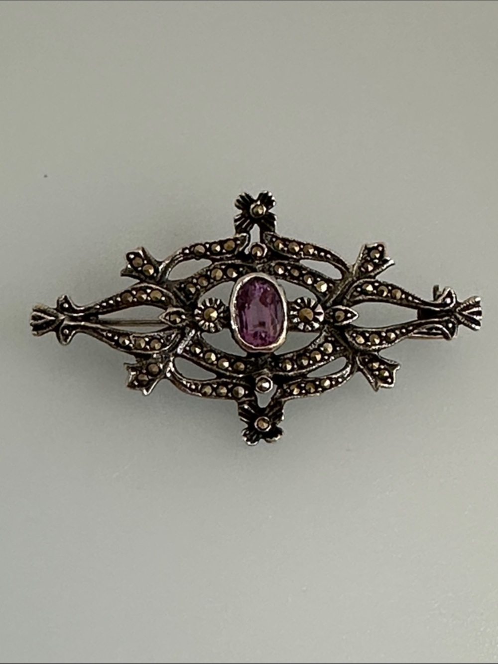 Vintage 925 Sterling Silver amethyst Gem Brooch